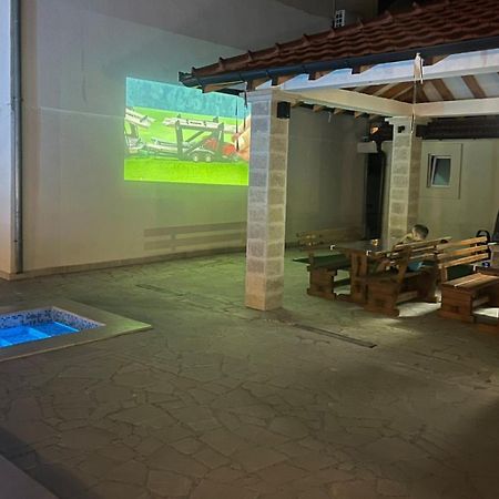 Villa Jelena 特雷比涅 外观 照片