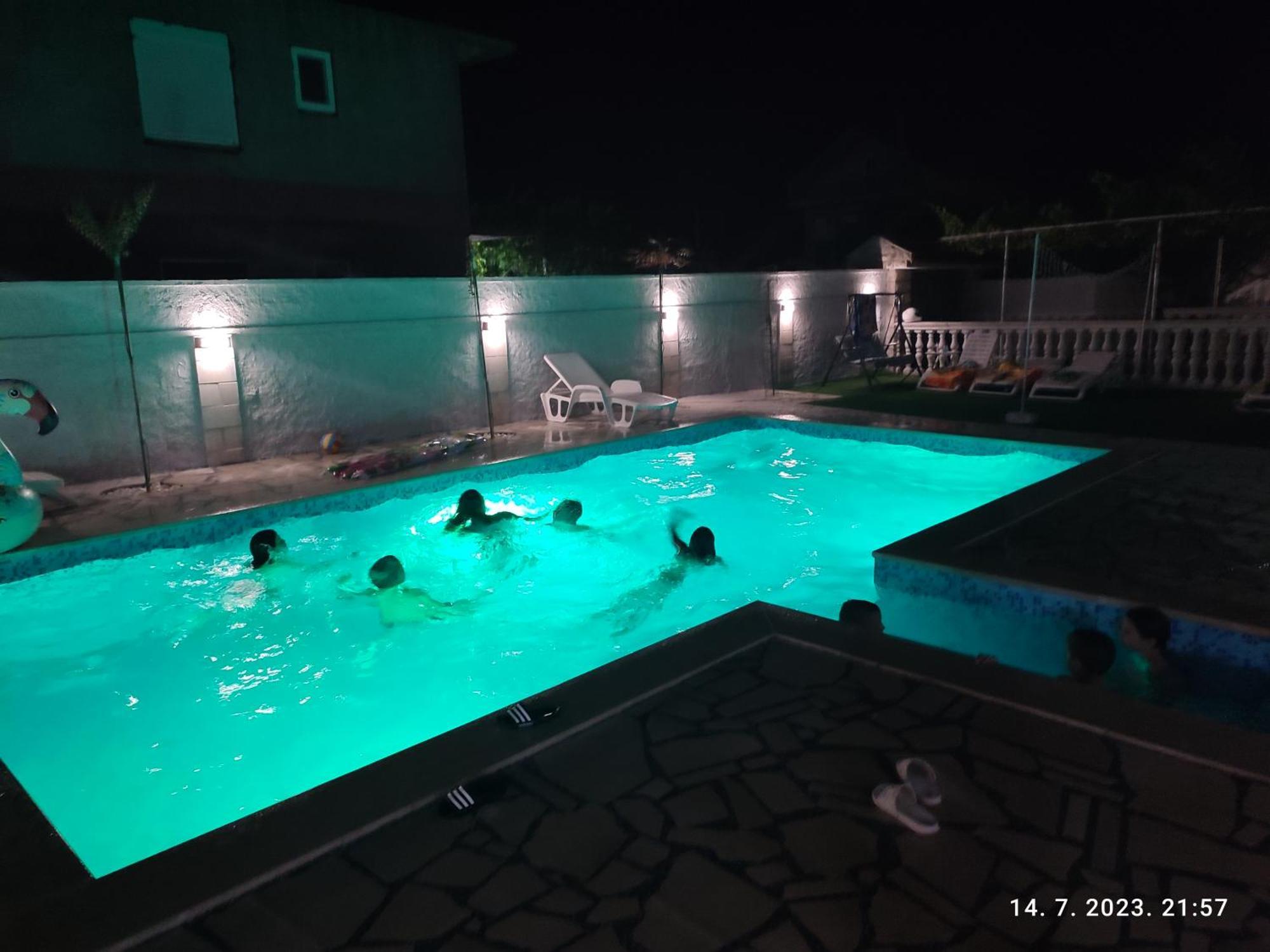 Villa Jelena 特雷比涅 外观 照片