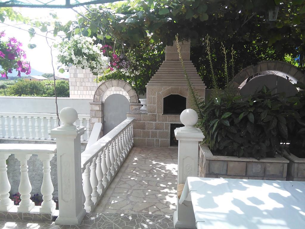Villa Jelena 特雷比涅 外观 照片